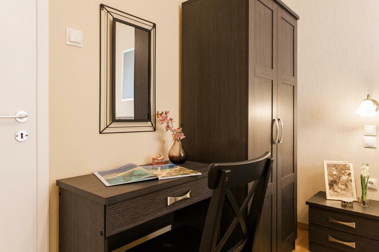 Modern Antique Private Rooms Near To Acropolis Museum And Metro Station Athen Eksteriør bilde